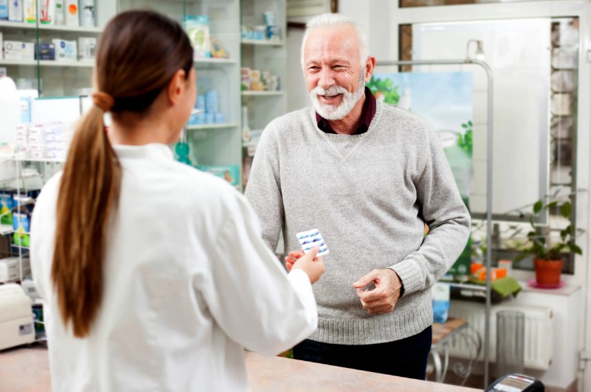 Specialty Pharmacy Services: Tailored Care Solutions